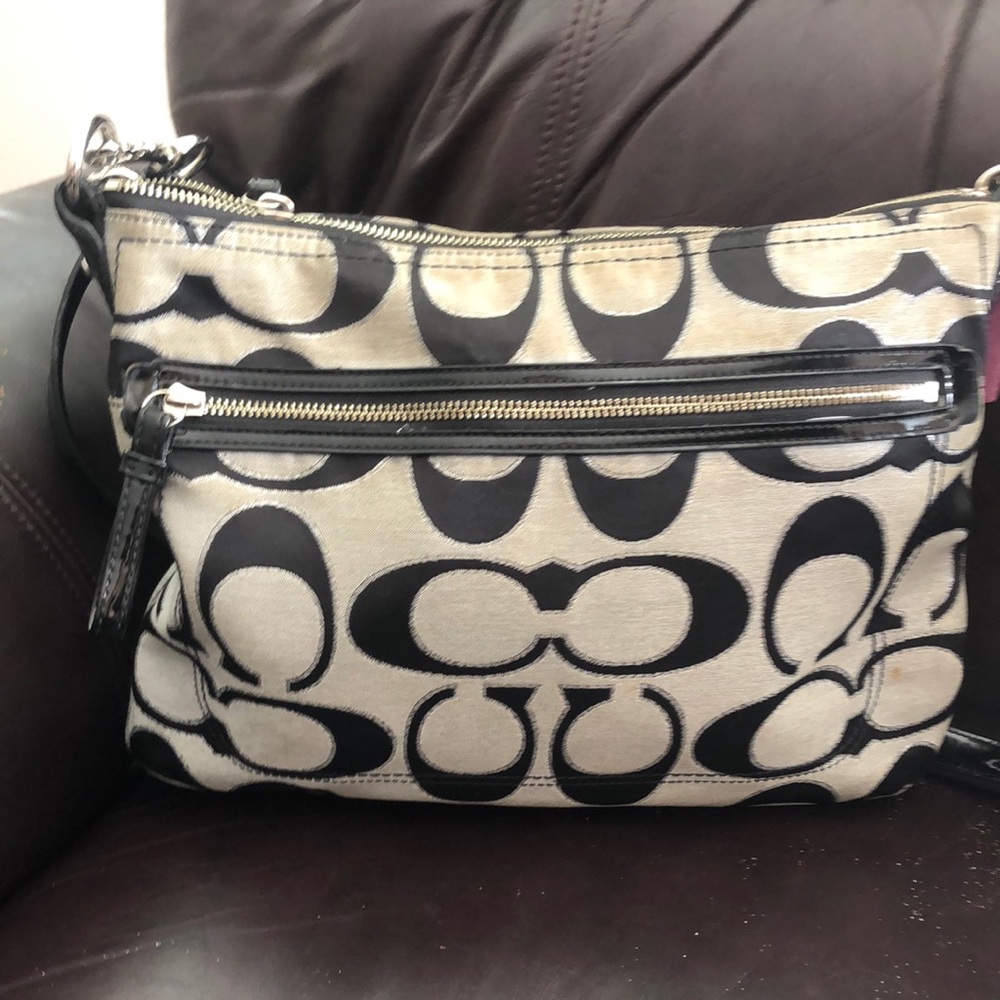 Authentic Coach purse in excellent condition